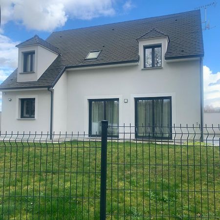 Maison Recente Tres Spacieuse Forges-les-Bains Bagian luar foto