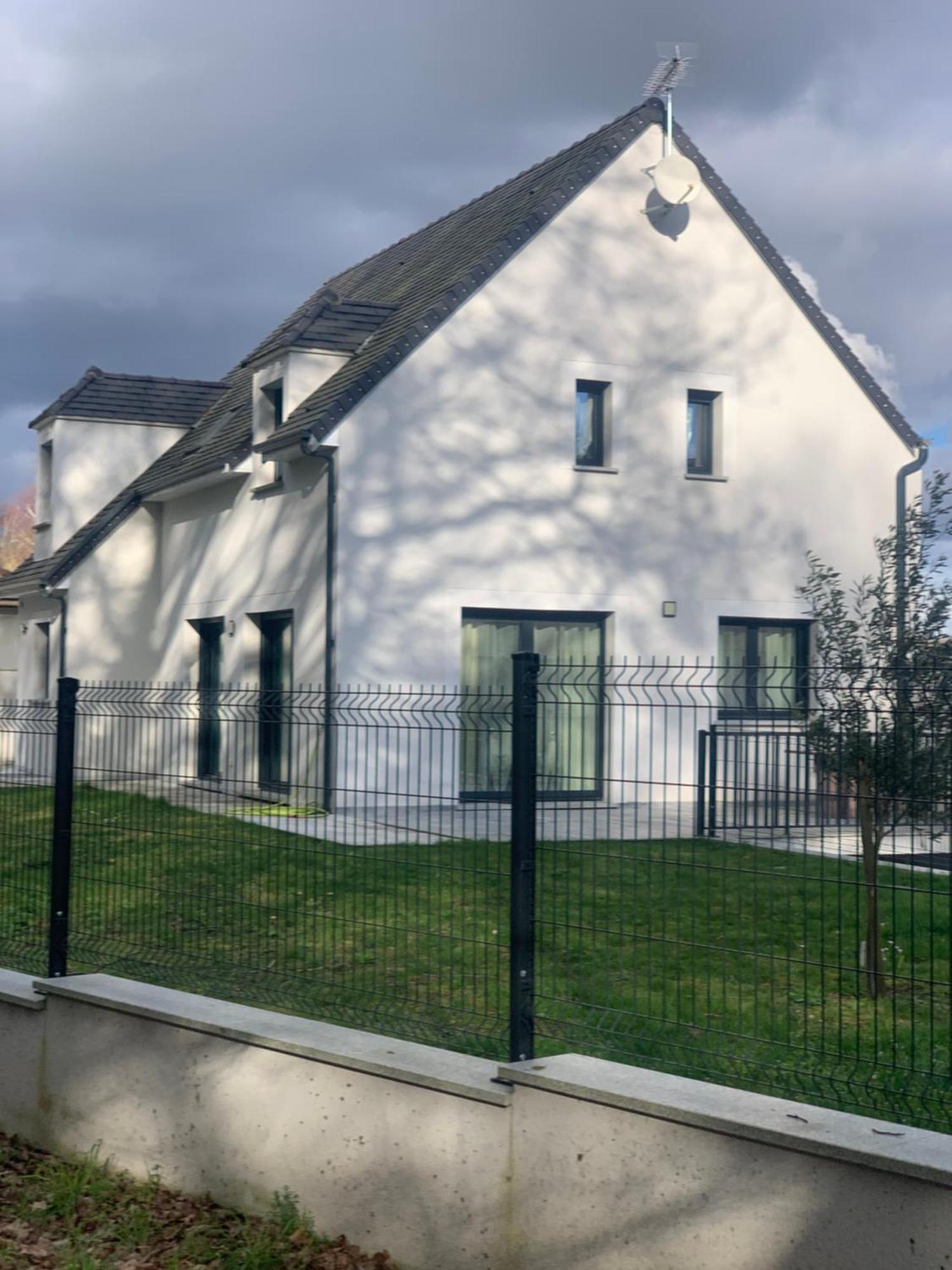 Maison Recente Tres Spacieuse Forges-les-Bains Bagian luar foto